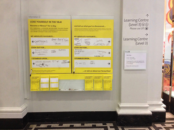 V&A no-maps-day: temp' signs for visitors to write on.